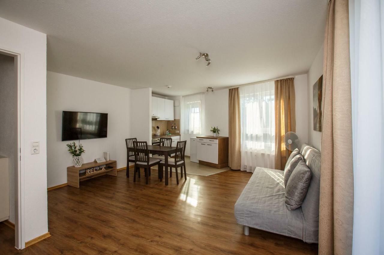 Outlet-Apartment Metzingen Метцинген Экстерьер фото